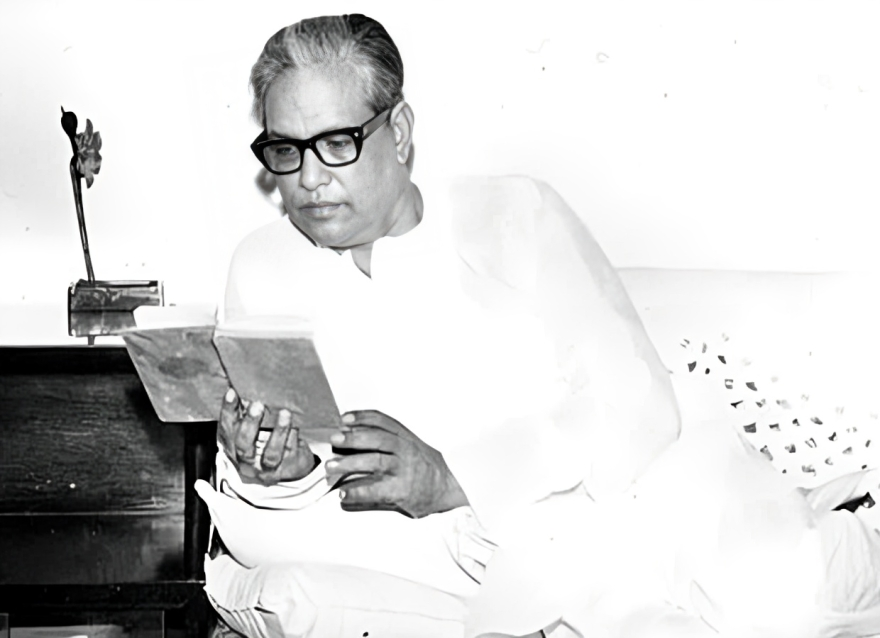 Majrooh Sultanpuri