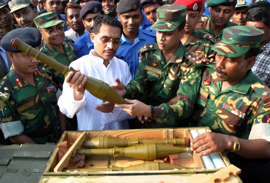 Seizure of ten trucks of weapons