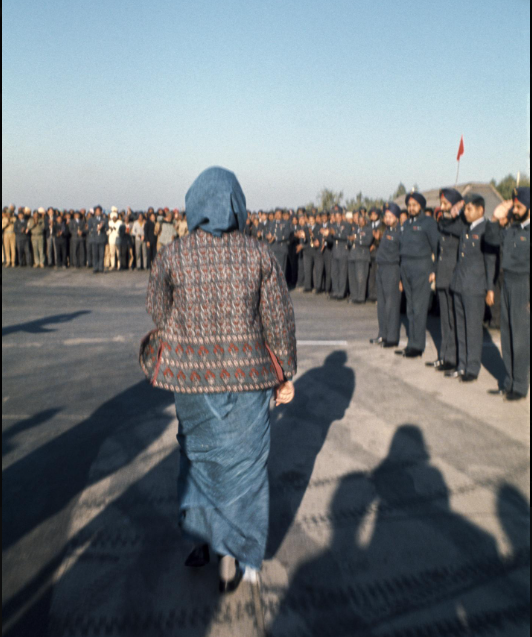 Indira Gandhi Arrives in Kashmir at the Beginning of Her 1971 National Tour Across India